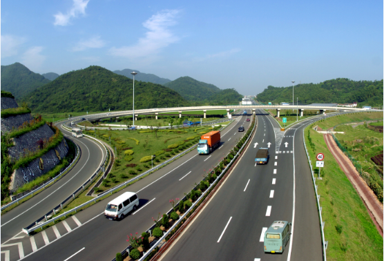 繞城高速公路綠化防護